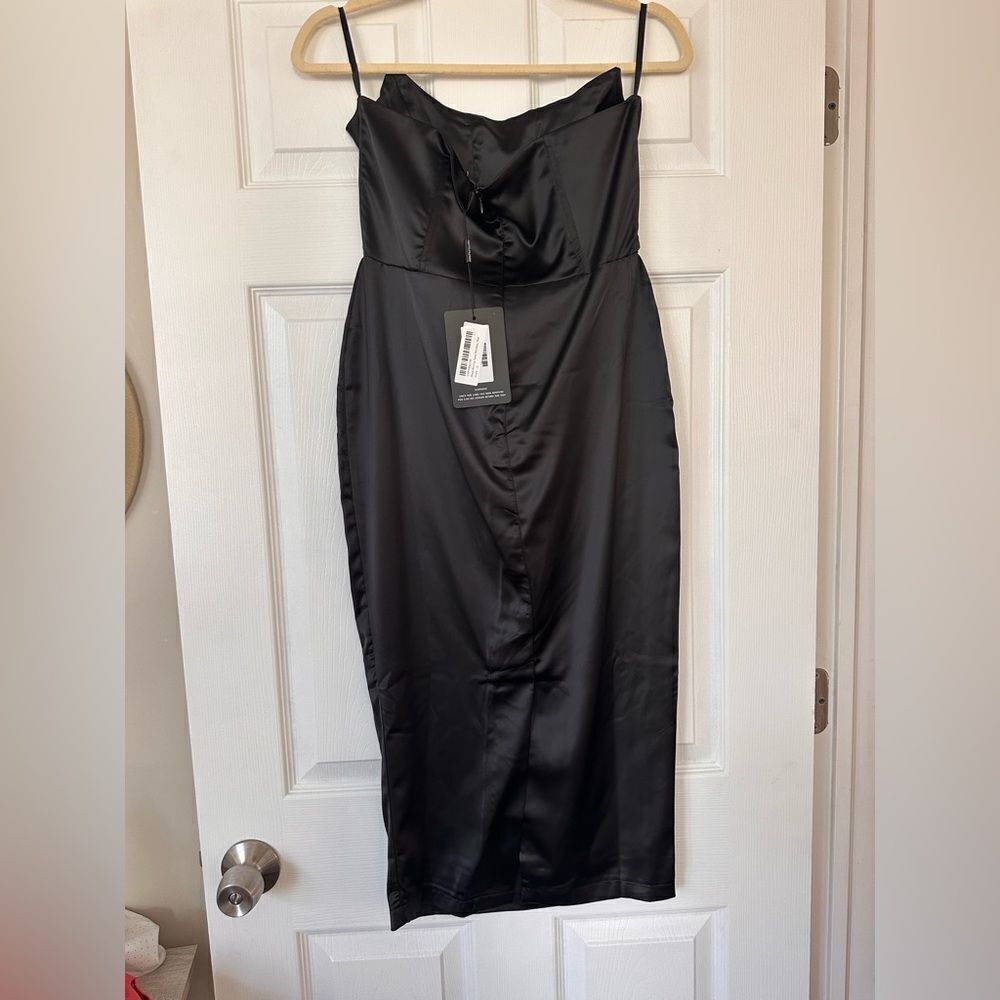Black mini Dress - Picture 2 of 5